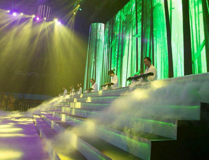 关爱之夜慈善晚会