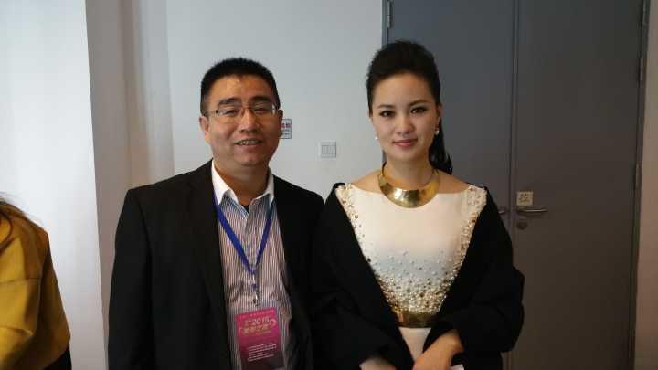 关爱之夜慈善晚会